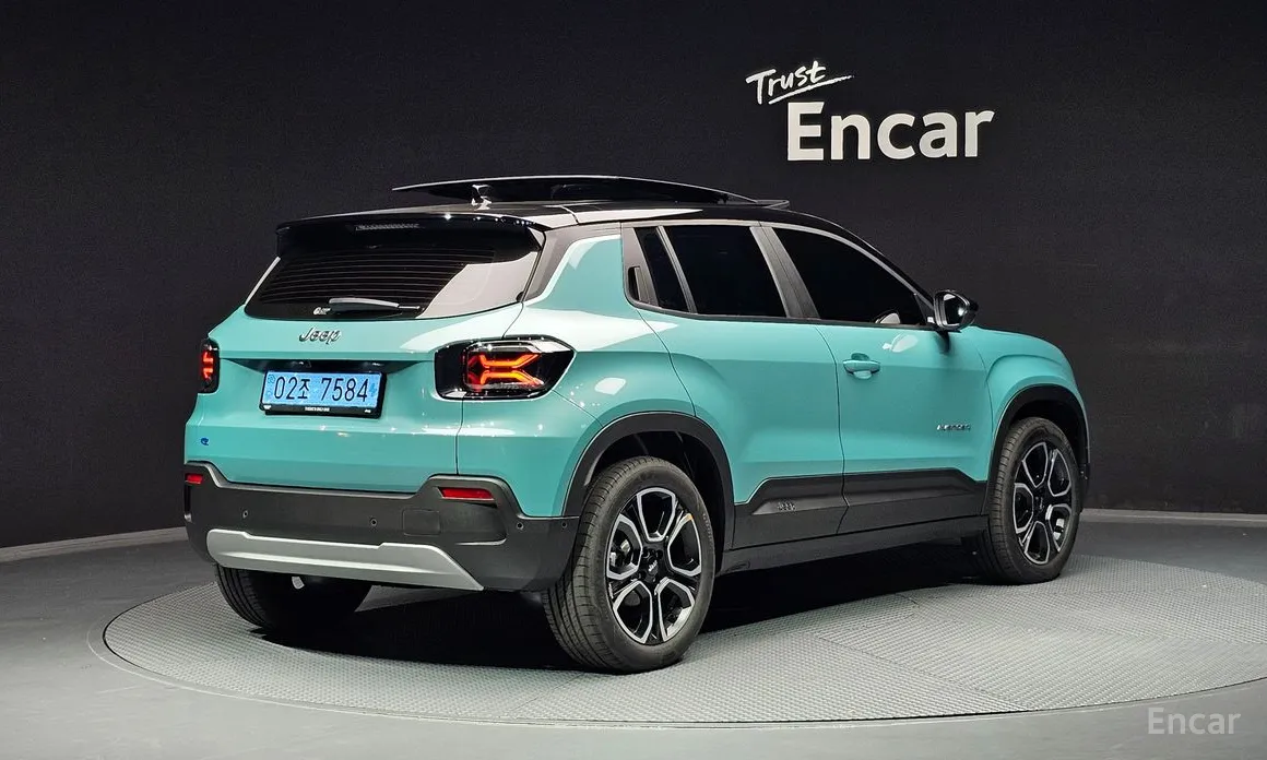 Фото 2 - Jeep Avenger