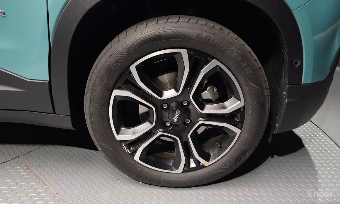 Фото 5 - Jeep Avenger