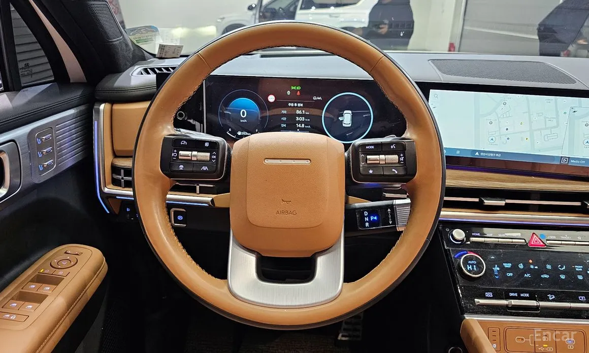 Фото 13 - Hyundai Santa Fe