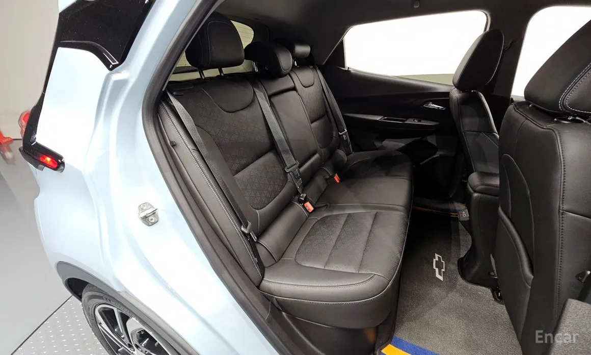 Фото 12 - Chevrolet Bolt EV