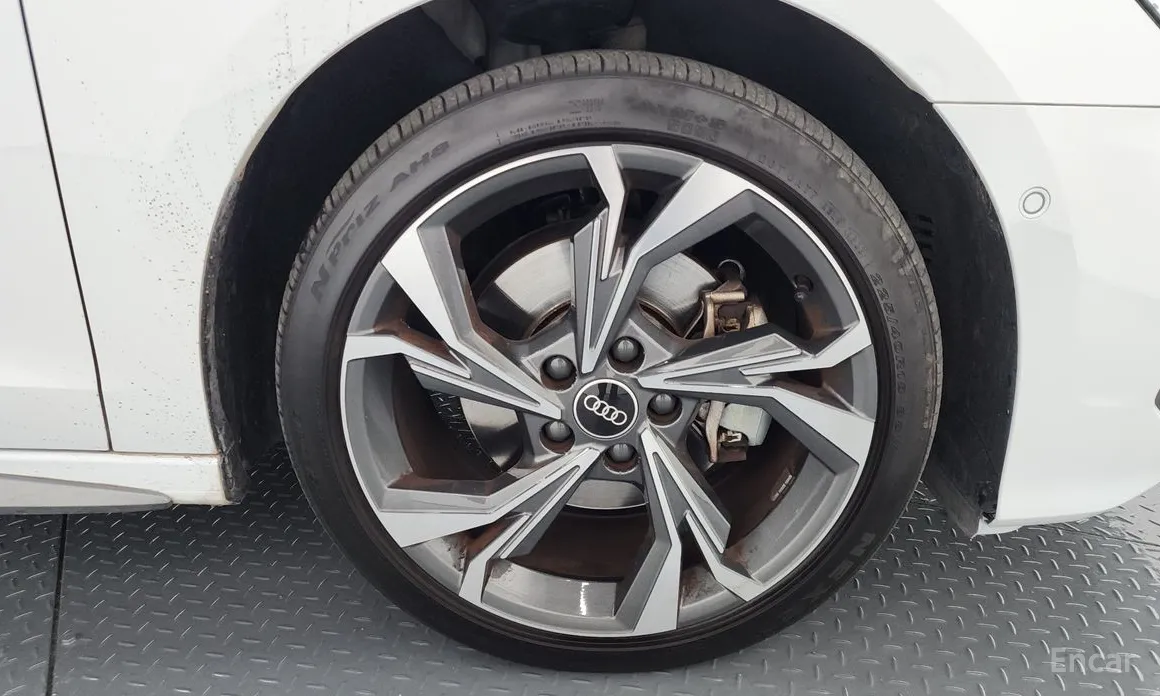 Фото 5 - Audi A3