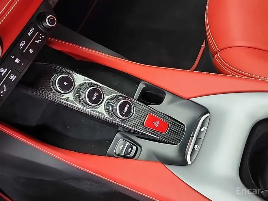 Фото 9 - Ferrari Portofino