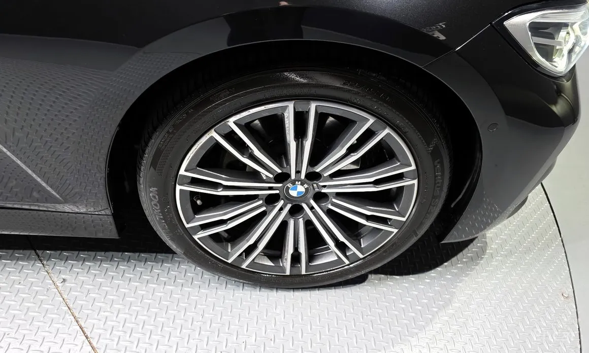 Фото 5 - BMW 3 Series