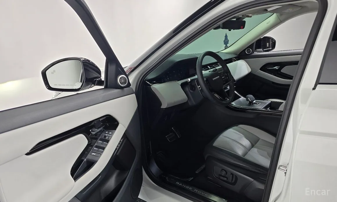 Фото 10 - Land Rover Range Rover Evoque