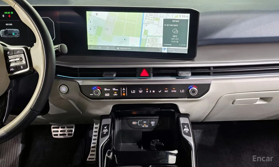 Фото 14 - Kia Sorento