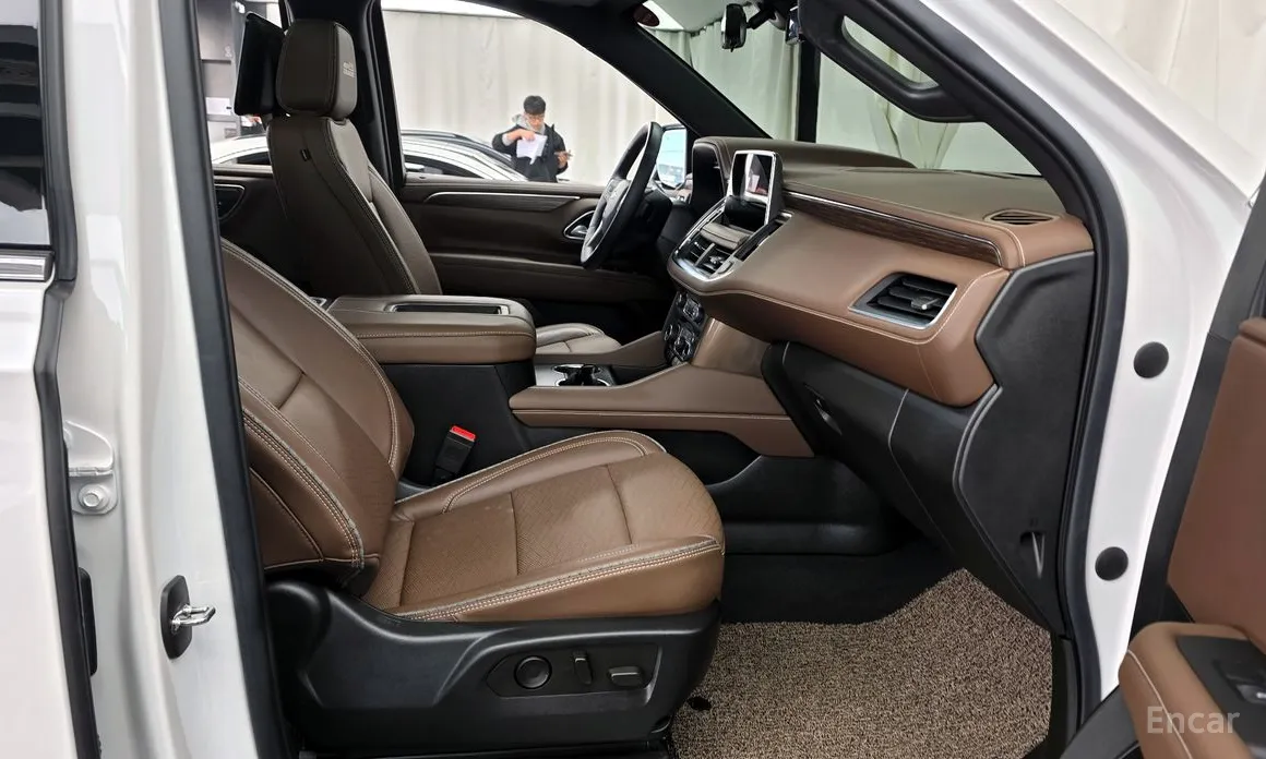 Фото 9 - Chevrolet Tahoe