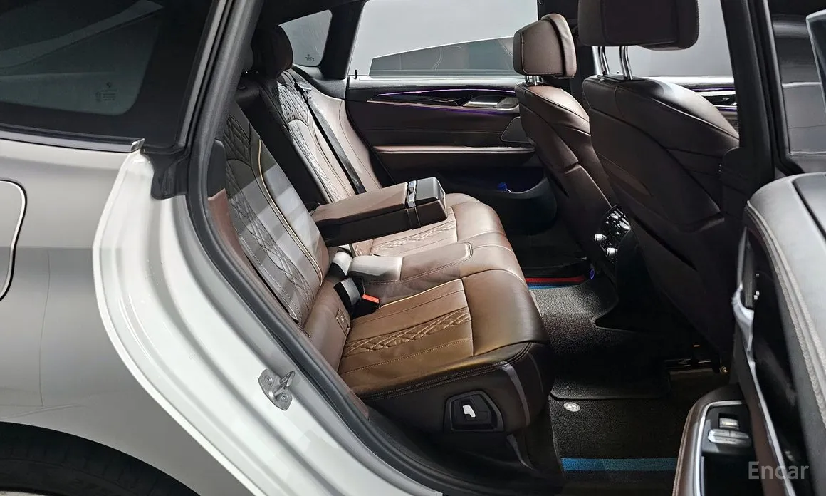 Фото 12 - BMW Gran Turismo