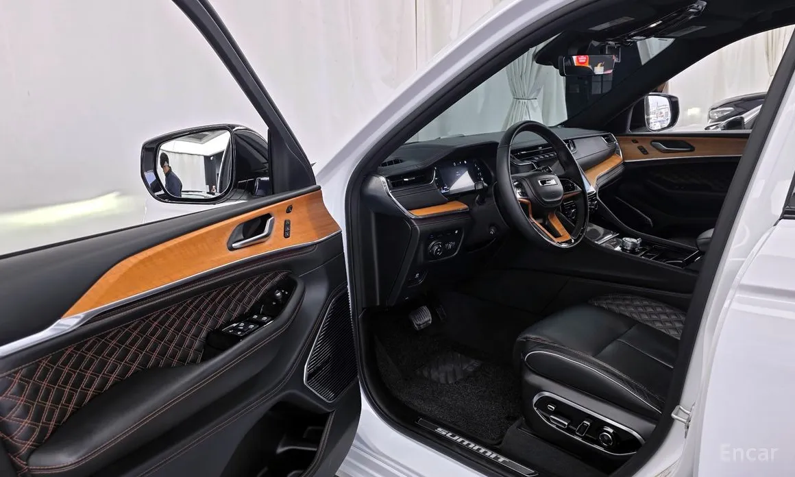 Фото 10 - Jeep Cherokee