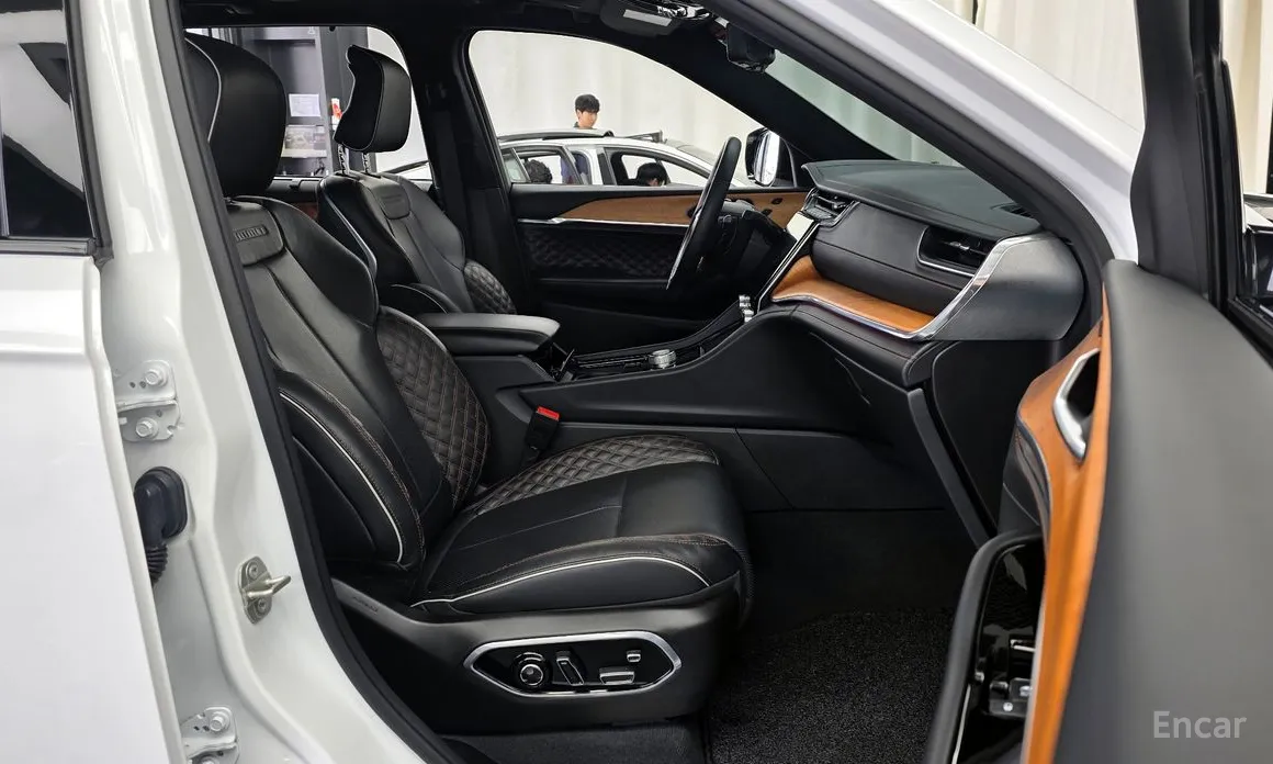 Фото 11 - Jeep Cherokee