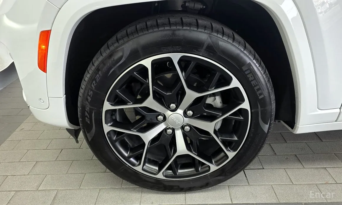 Фото 5 - Jeep Cherokee