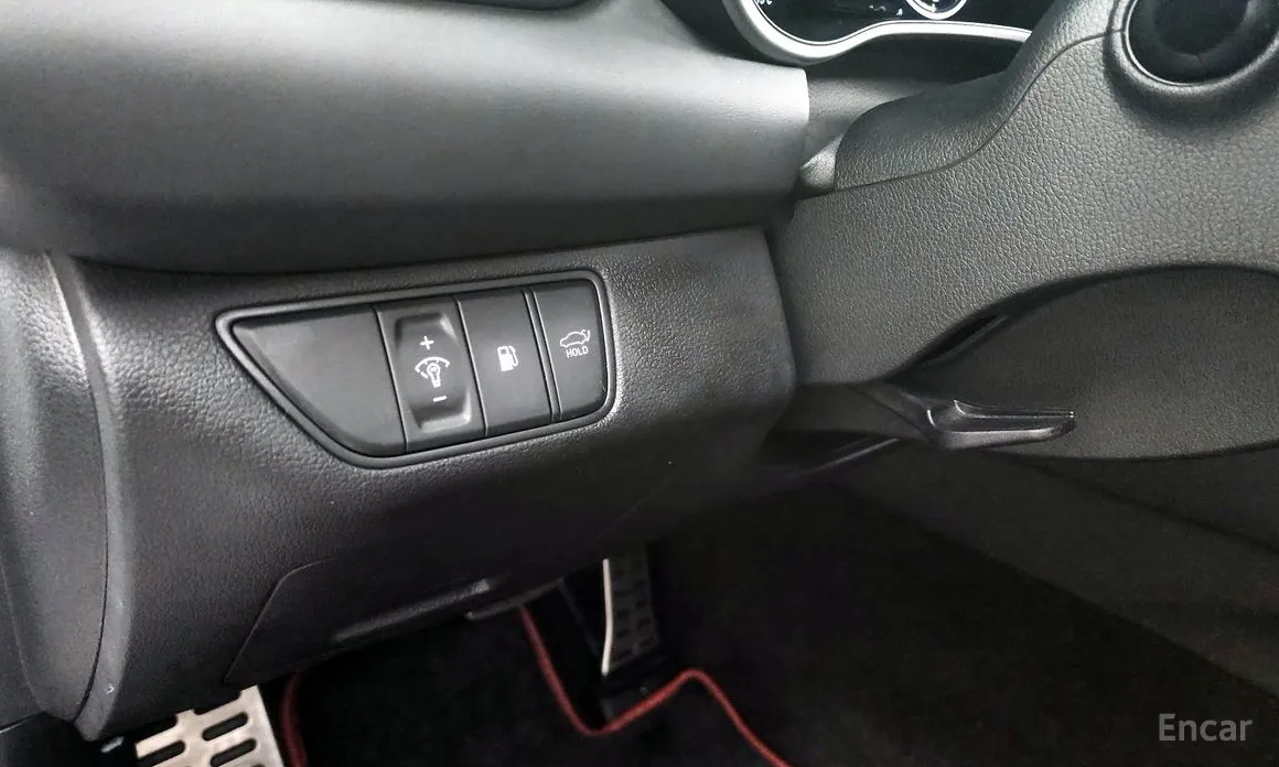 Фото 16 - Genesis G70