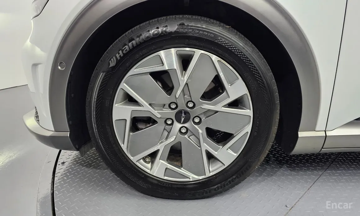 Фото 5 - Genesis GV60