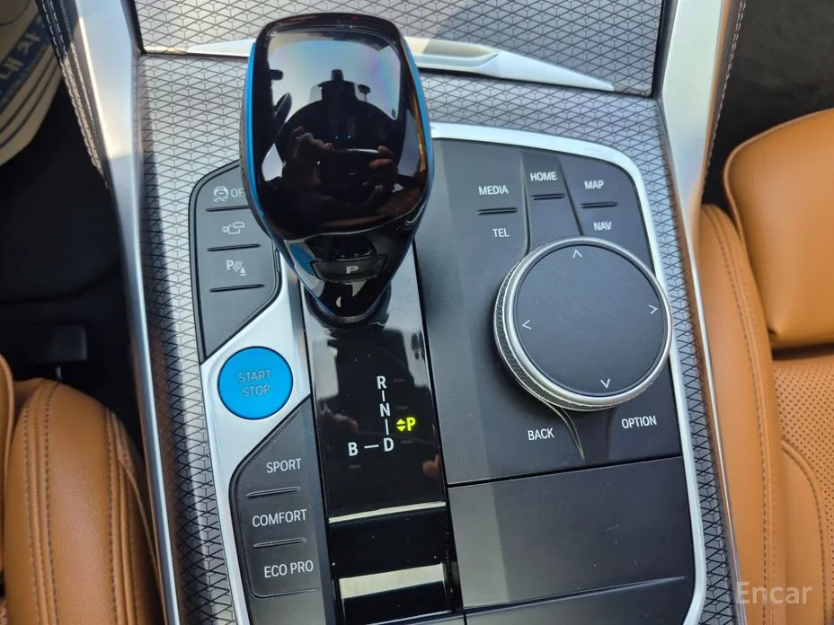 Фото 13 - BMW i4