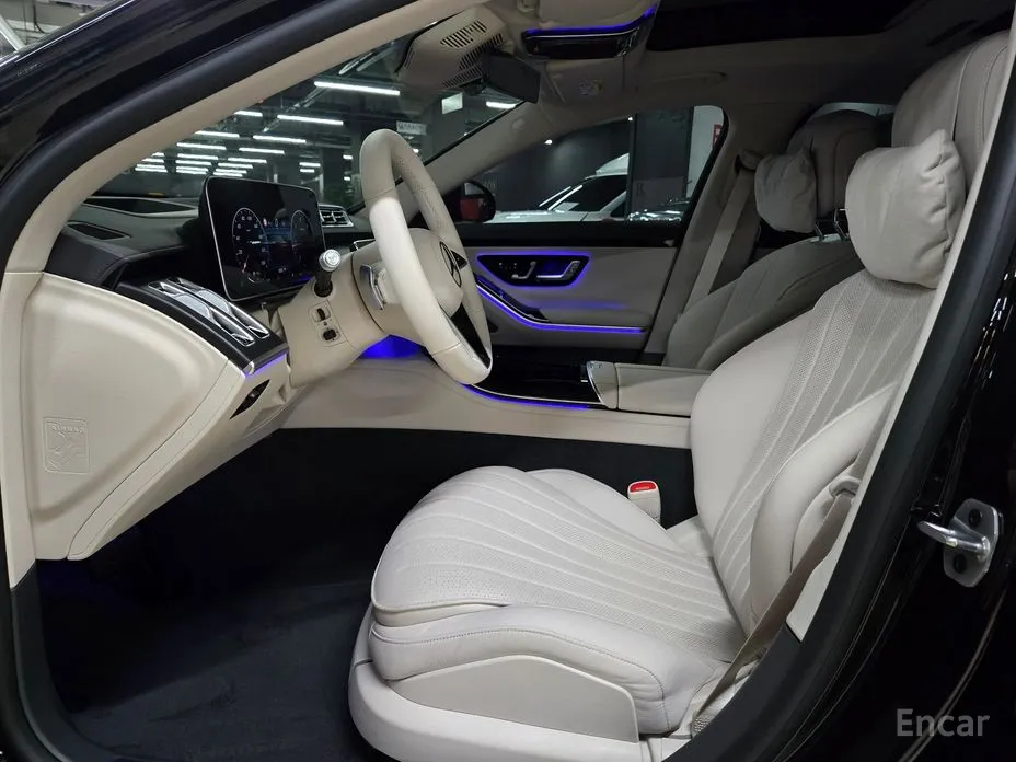 Фото 13 - Mercedes-Benz S-Class