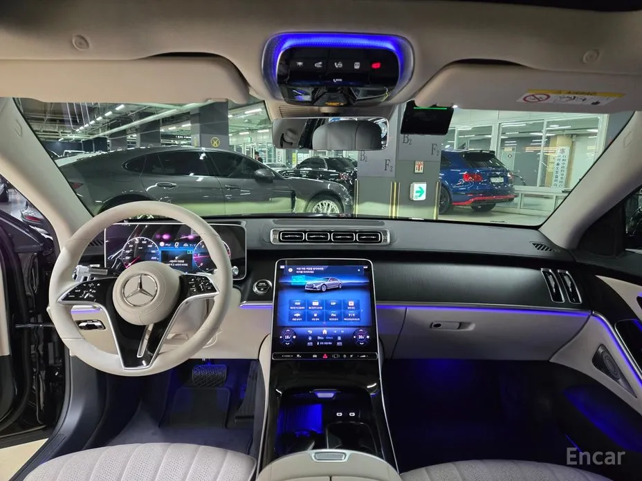 Фото 16 - Mercedes-Benz S-Class