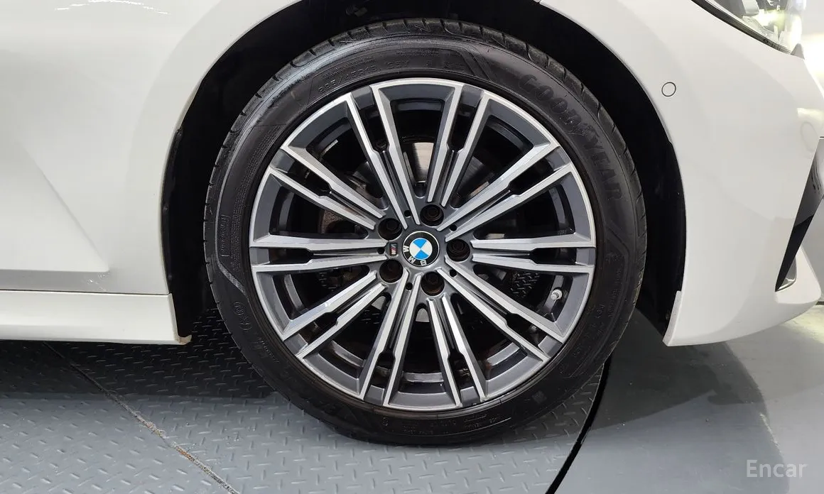 Фото 5 - BMW 3 Series