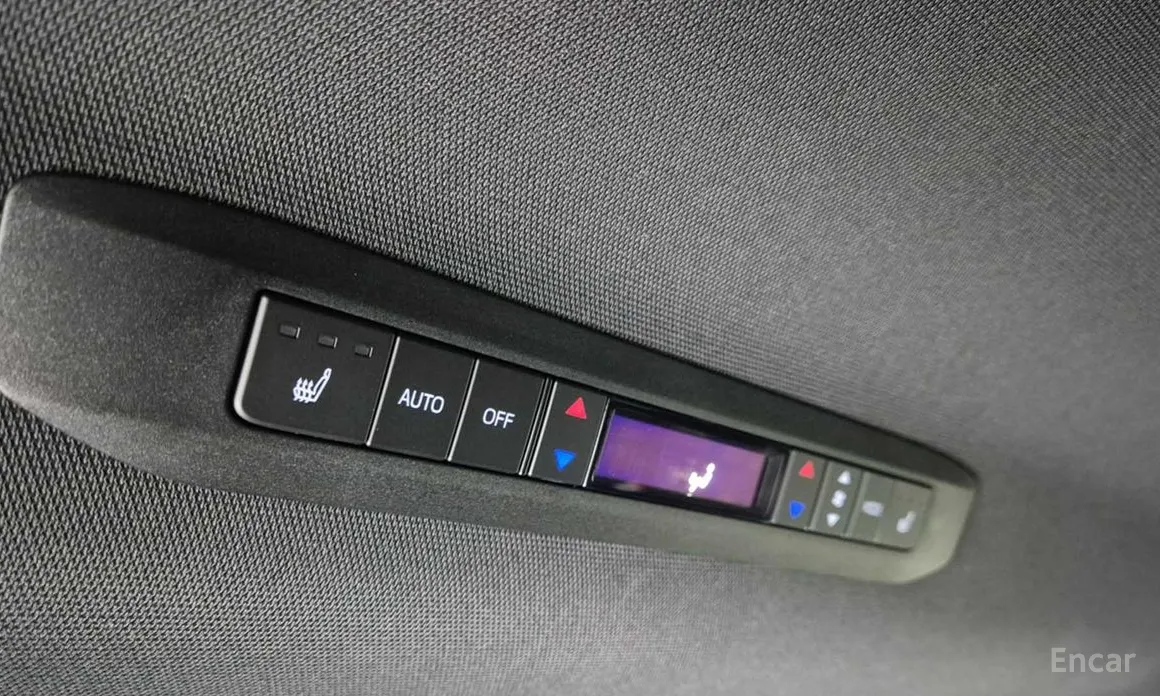 Фото 19 - Toyota Sienna