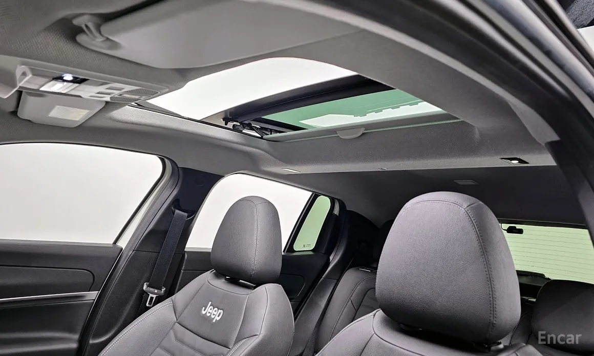 Фото 19 - Jeep Avenger