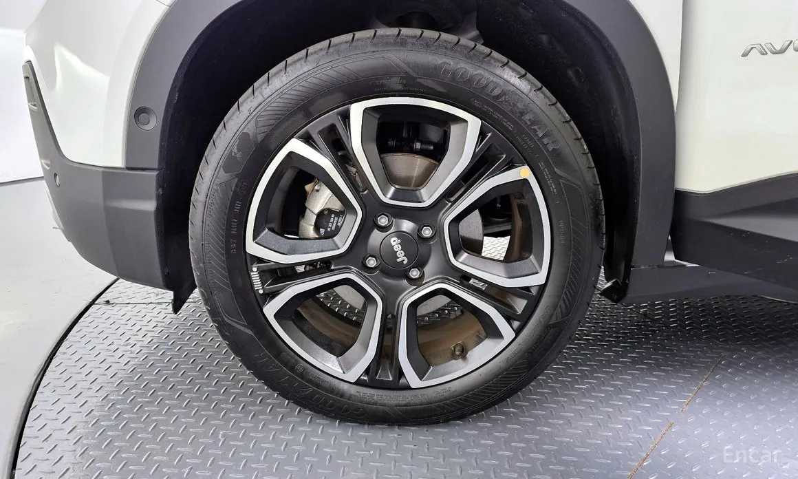 Фото 5 - Jeep Avenger