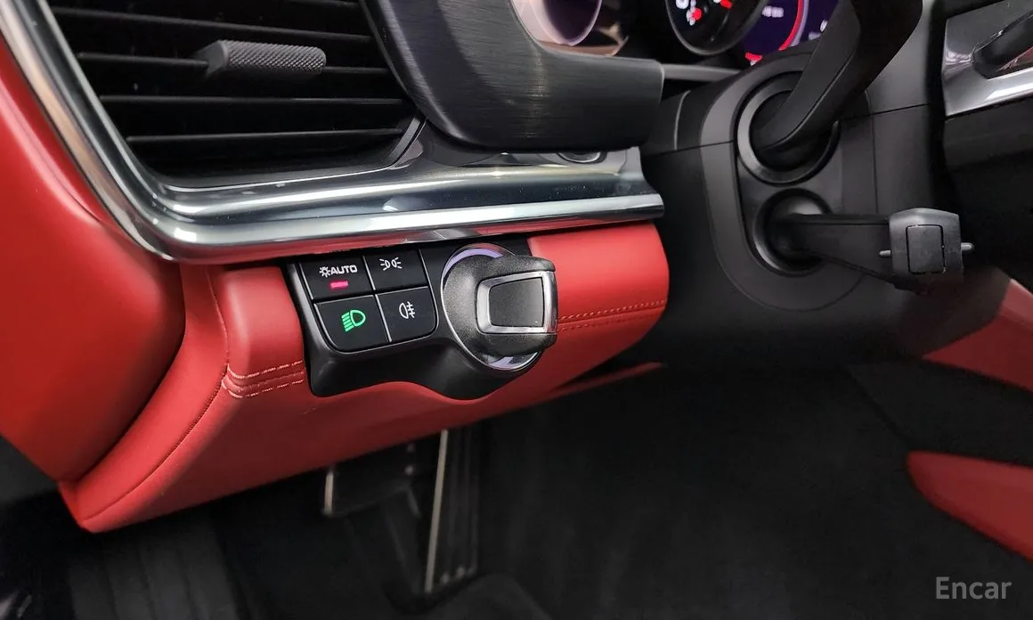 Фото 16 - Porsche Panamera