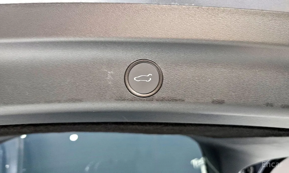 Фото 20 - Tesla Model Y