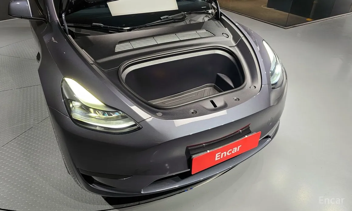 Фото 6 - Tesla Model Y