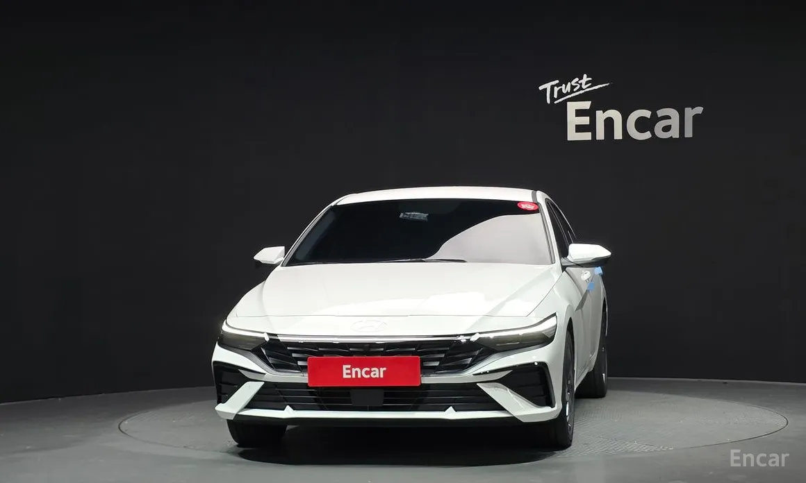 Фото 3 - Hyundai Avante