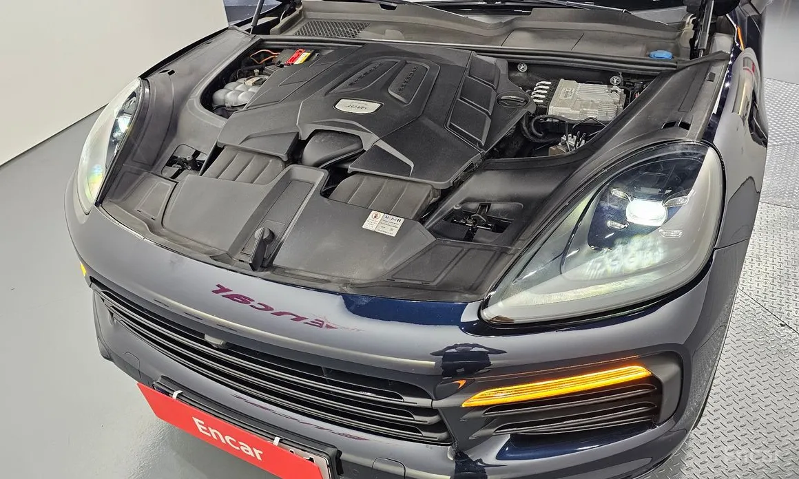 Фото 6 - Porsche Cayenne