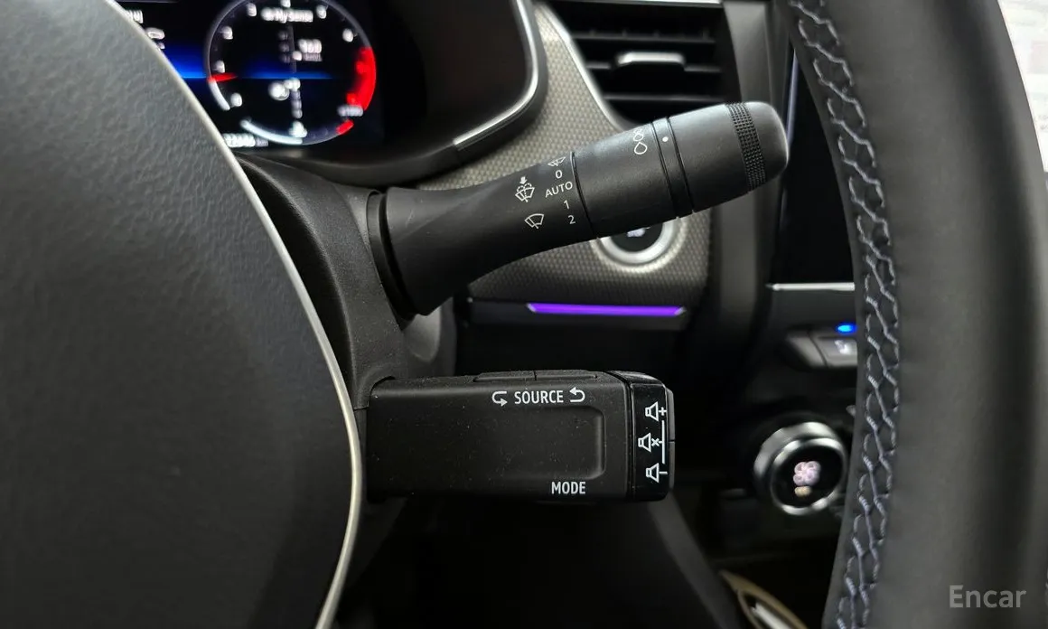 Фото 18 - Renault XM3