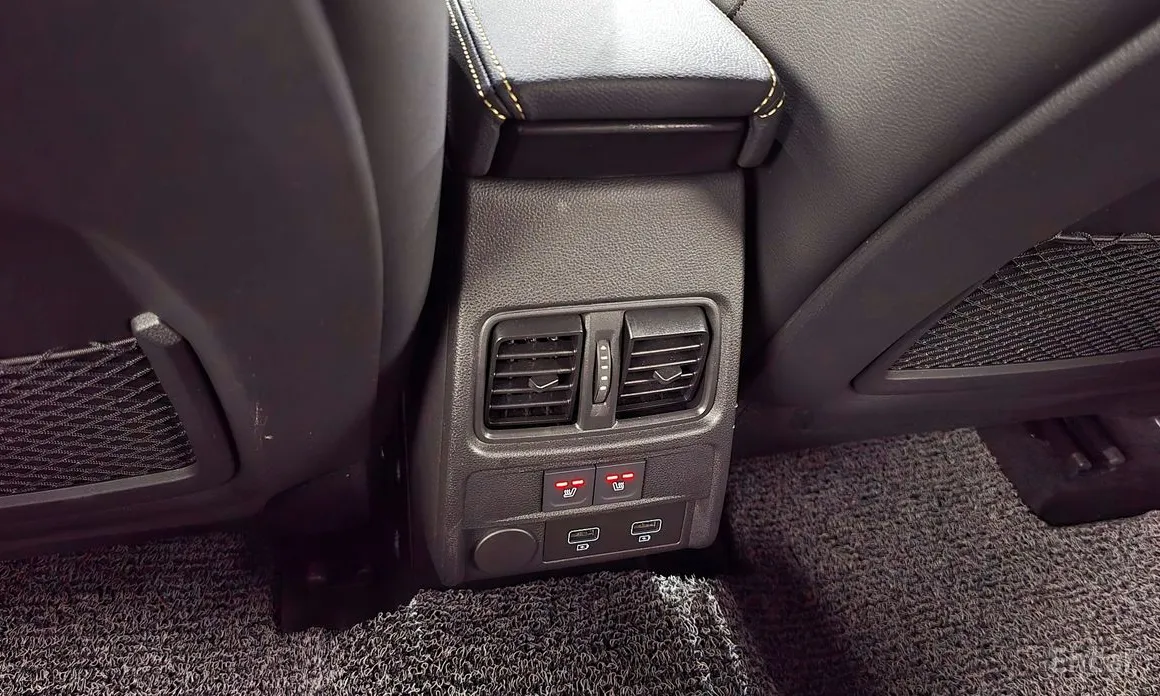 Фото 19 - Renault XM3