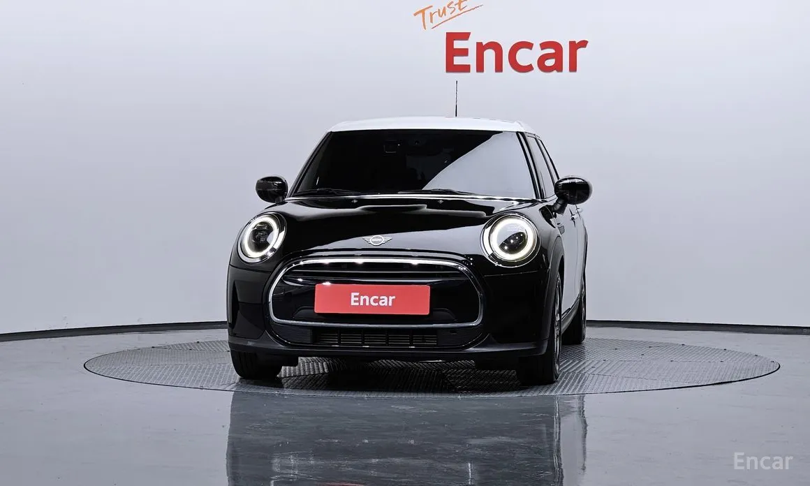 Фото 3 - Mini Cooper