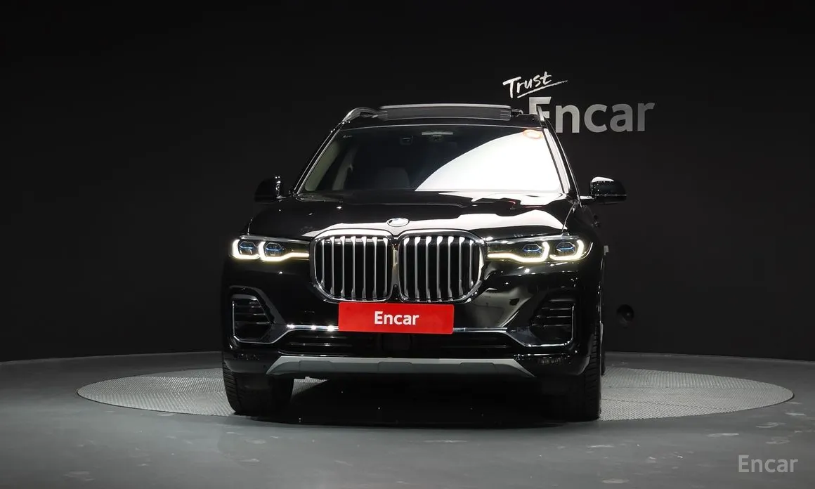 Фото 3 - BMW X7