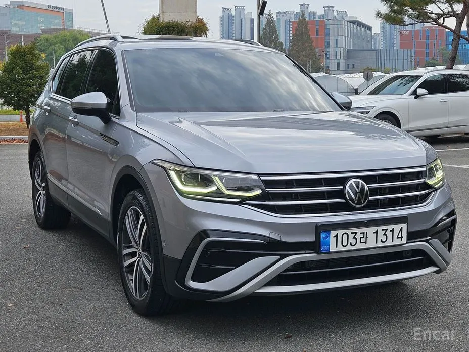 Фото 2 - Volkswagen Tiguan