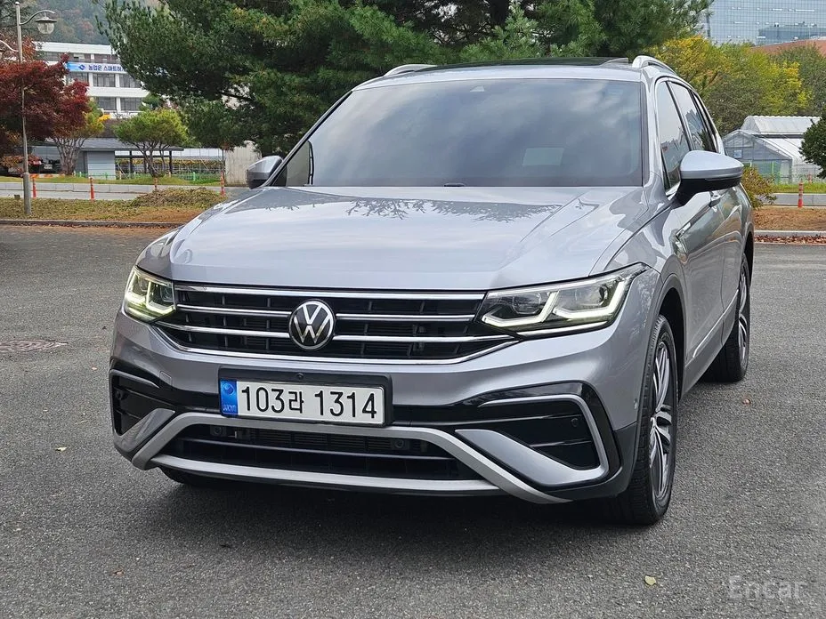 Фото 3 - Volkswagen Tiguan