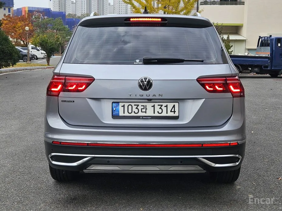 Фото 4 - Volkswagen Tiguan