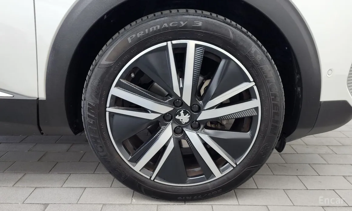 Фото 5 - Peugeot 5008