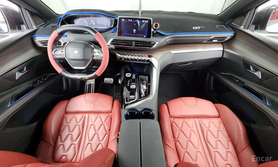 Фото 7 - Peugeot 5008