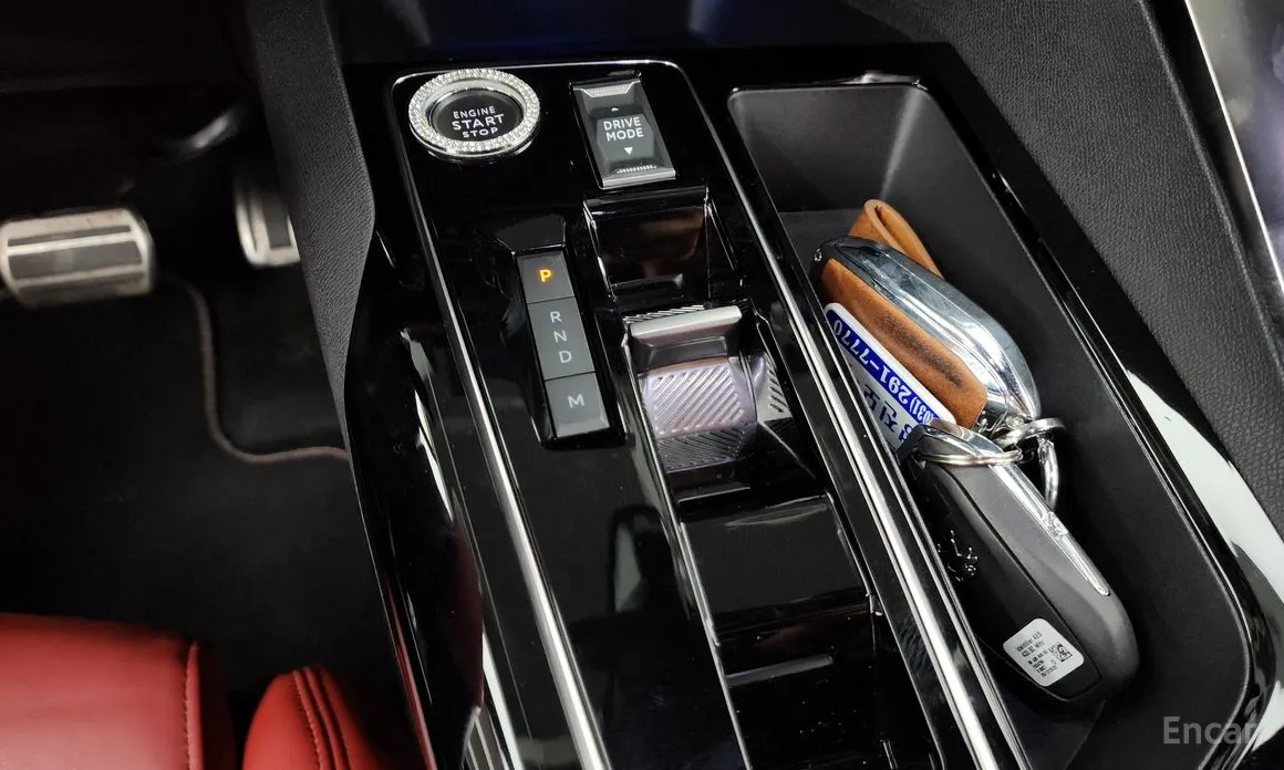 Фото 9 - Peugeot 5008