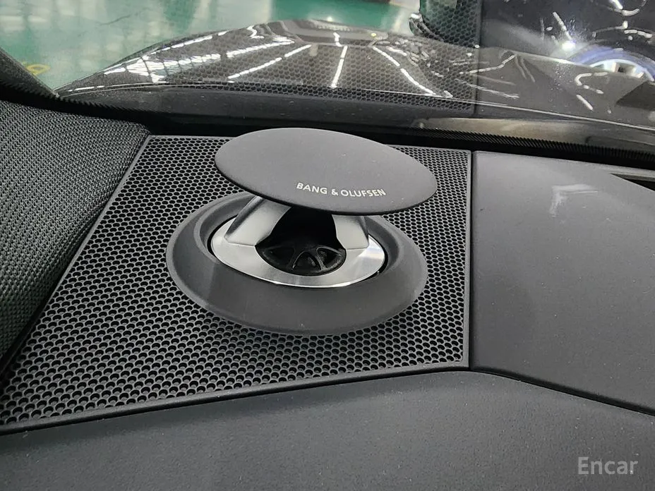 Фото 14 - Audi S7