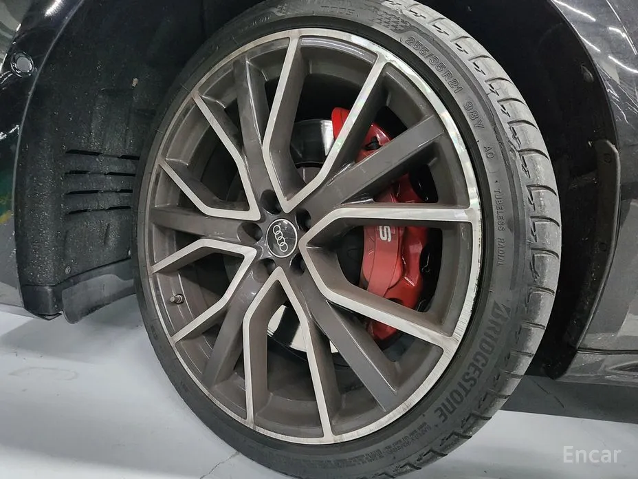 Фото 5 - Audi S7