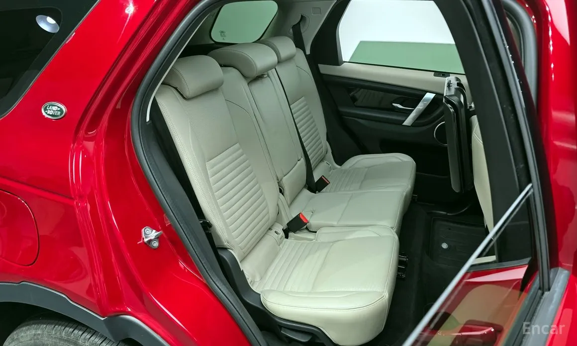 Фото 12 - Land Rover Discovery Sport