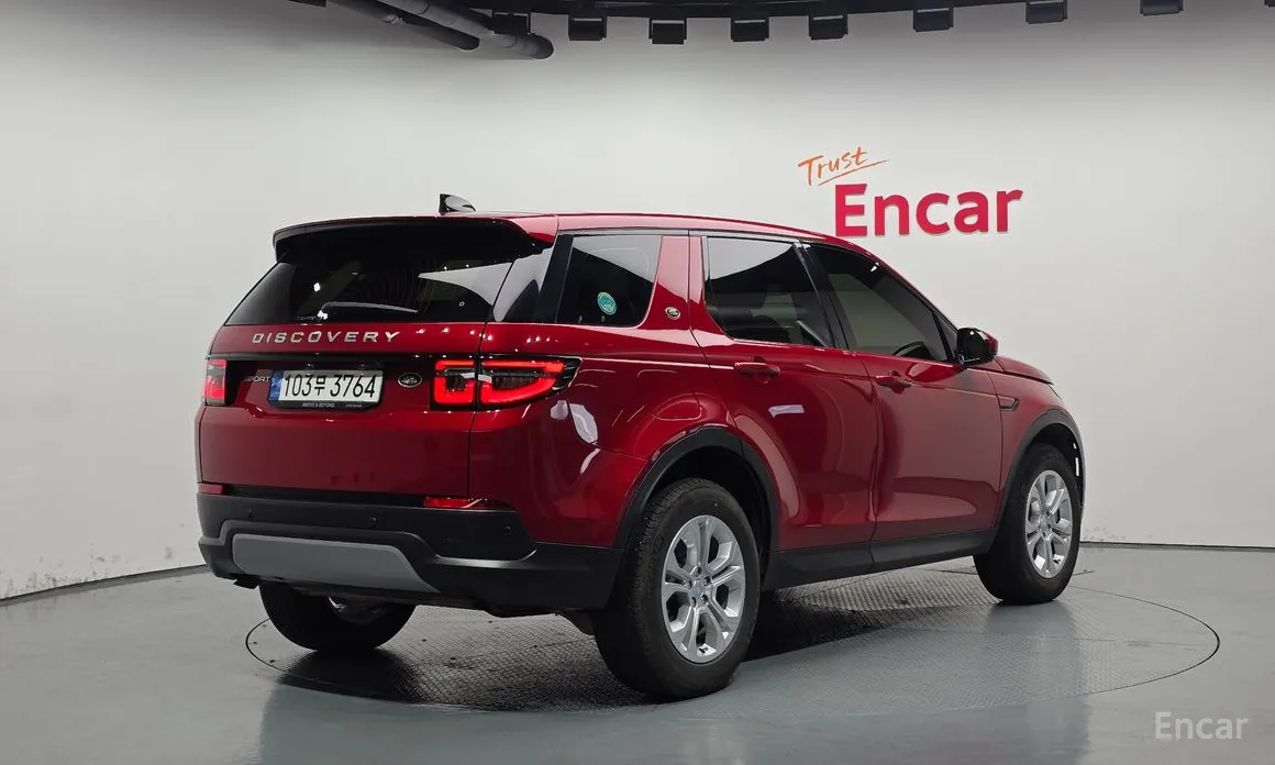 Фото 2 - Land Rover Discovery Sport