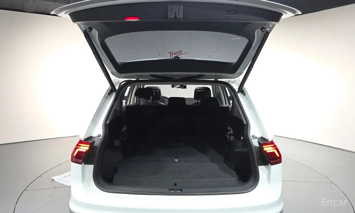 Фото 20 - Volkswagen Tiguan