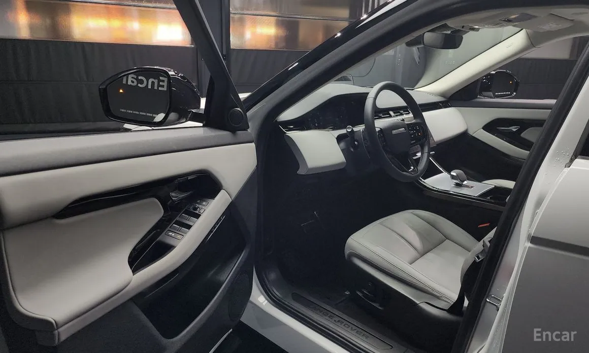 Фото 10 - Land Rover Range Rover Evoque