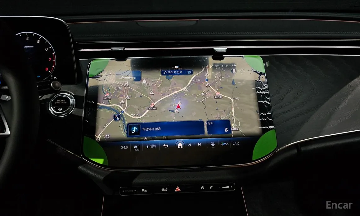 Фото 14 - Mercedes-Benz E-Class