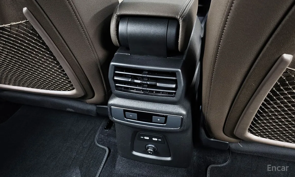 Фото 19 - Audi Q4 e-tron