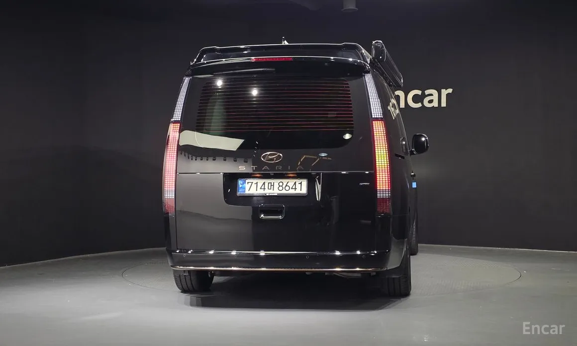 Фото 4 - Hyundai Staria