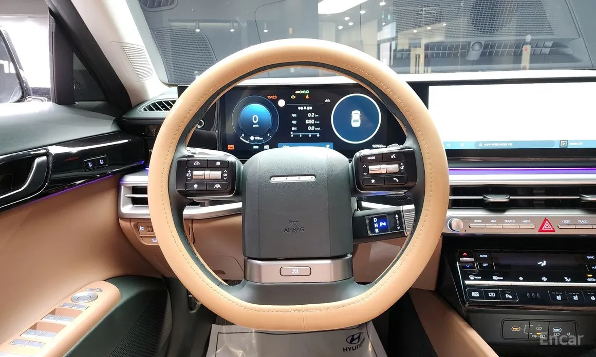 Фото 14 - Hyundai Grandeur