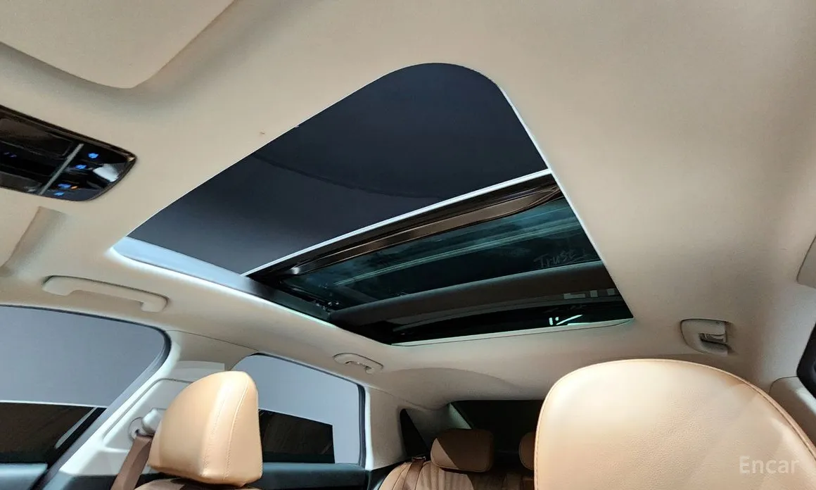 Фото 17 - Hyundai Grandeur