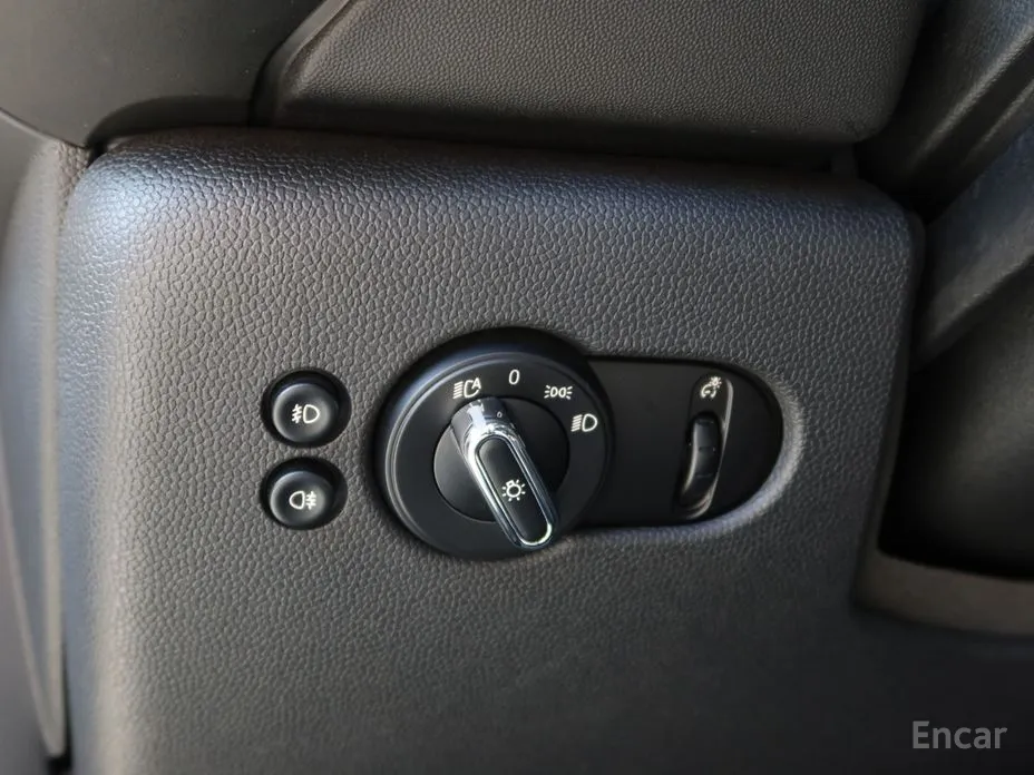 Фото 15 - Mini Cooper